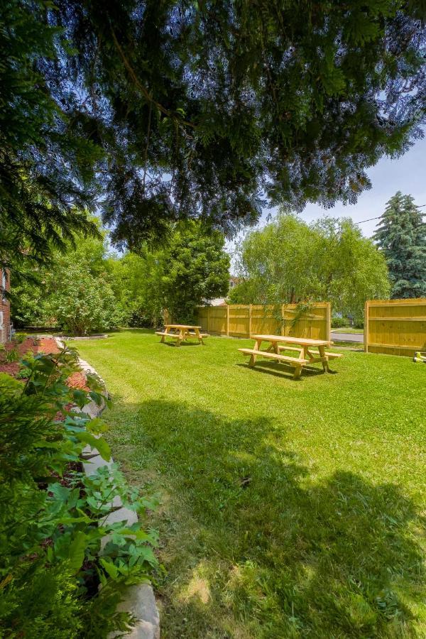 Holiday home Centrally Located 5Br House In Niagara Falls